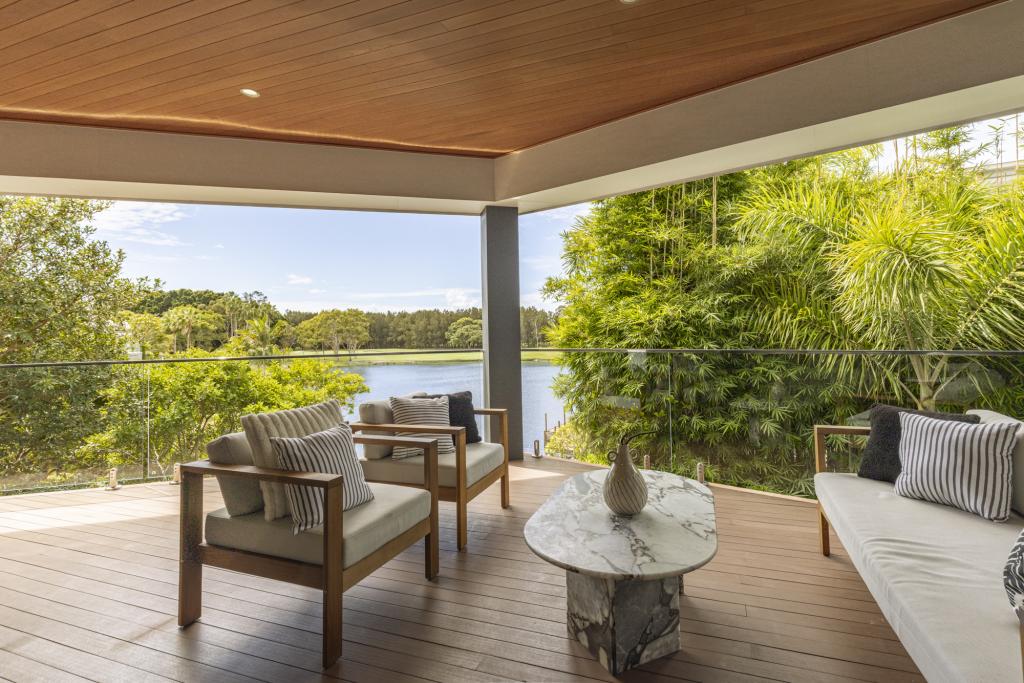 6 Nicklaus Ct, Merrimac, QLD 4226