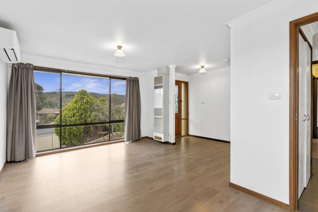 4 Swan Pl, Karabar, NSW 2620