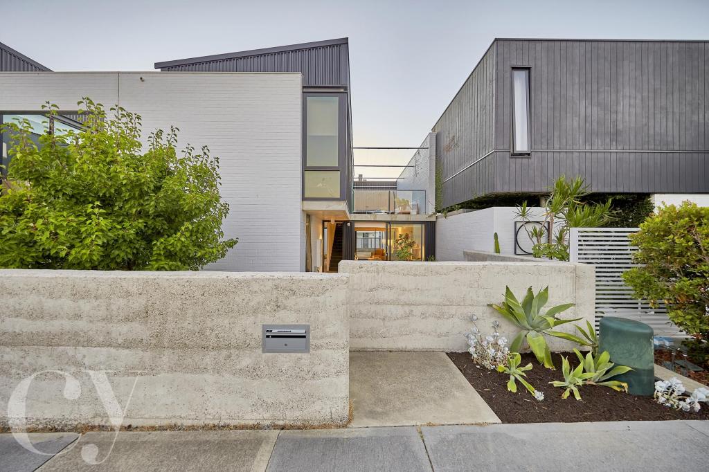 4 Rochfort Way, Fremantle, WA 6160