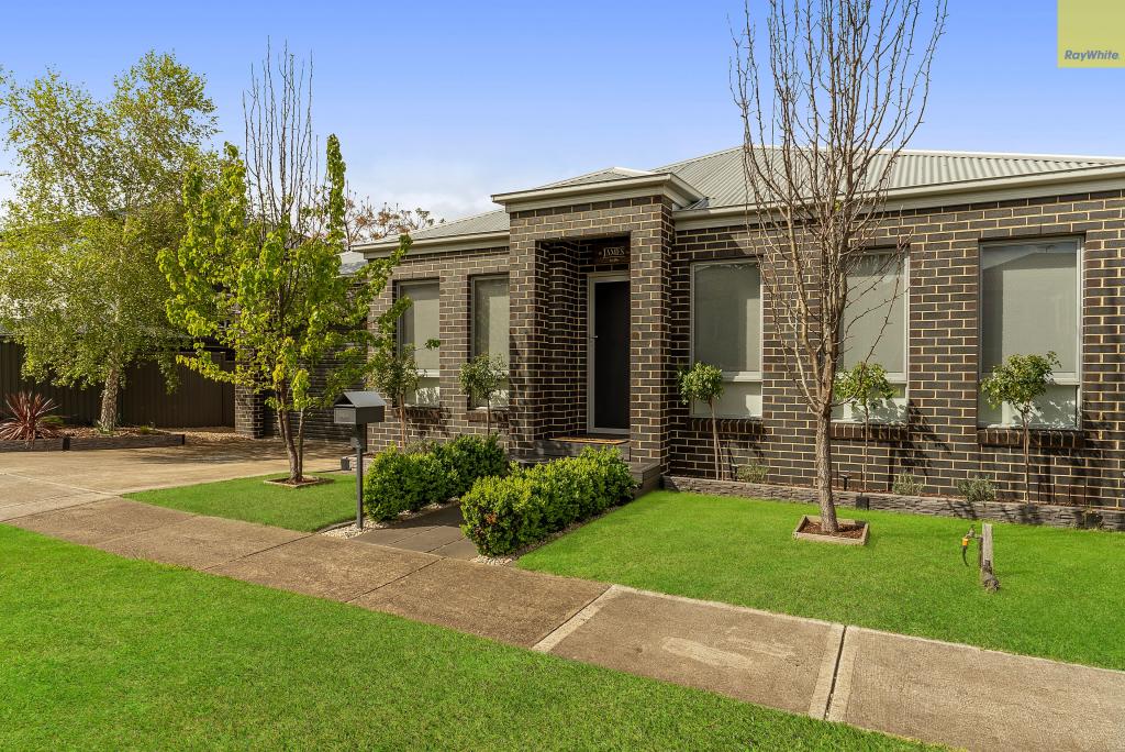 2 Ross St, Darley, VIC 3340