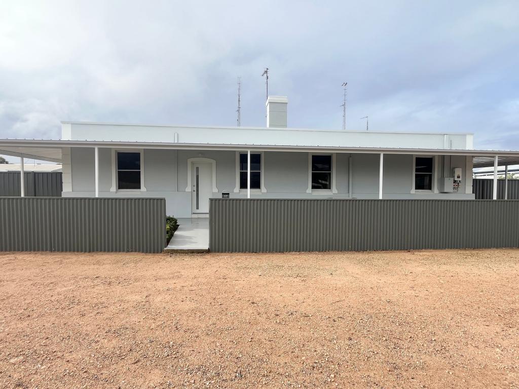 17 England St, Wallaroo, SA 5556