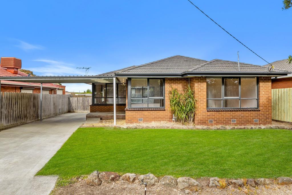 33 Boronia Ave, Dandenong North, VIC 3175