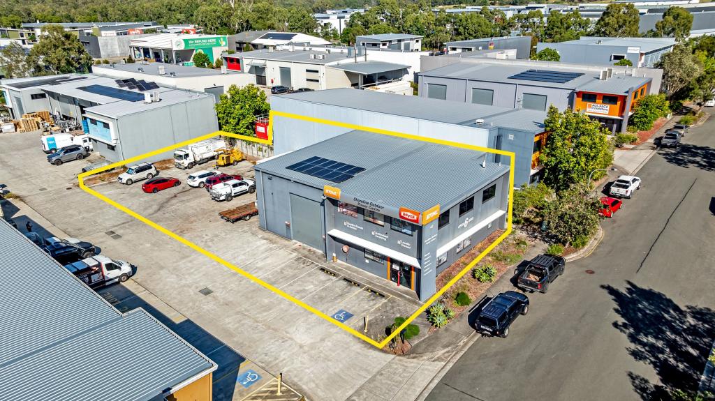 42 Jardine Dr, Redland Bay, QLD 4165