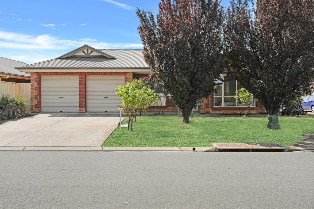2 BAROSSA DR, MUNNO PARA WEST, SA 5115