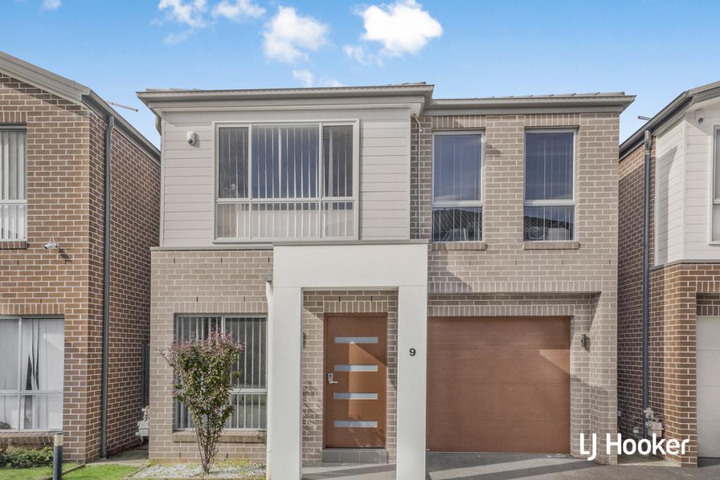 9 NALAH GLD, RIVERSTONE, NSW 2765