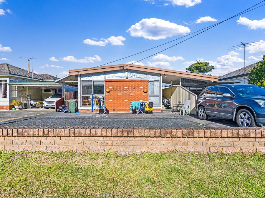 18 THORNEY RD, FAIRFIELD WEST, NSW 2165