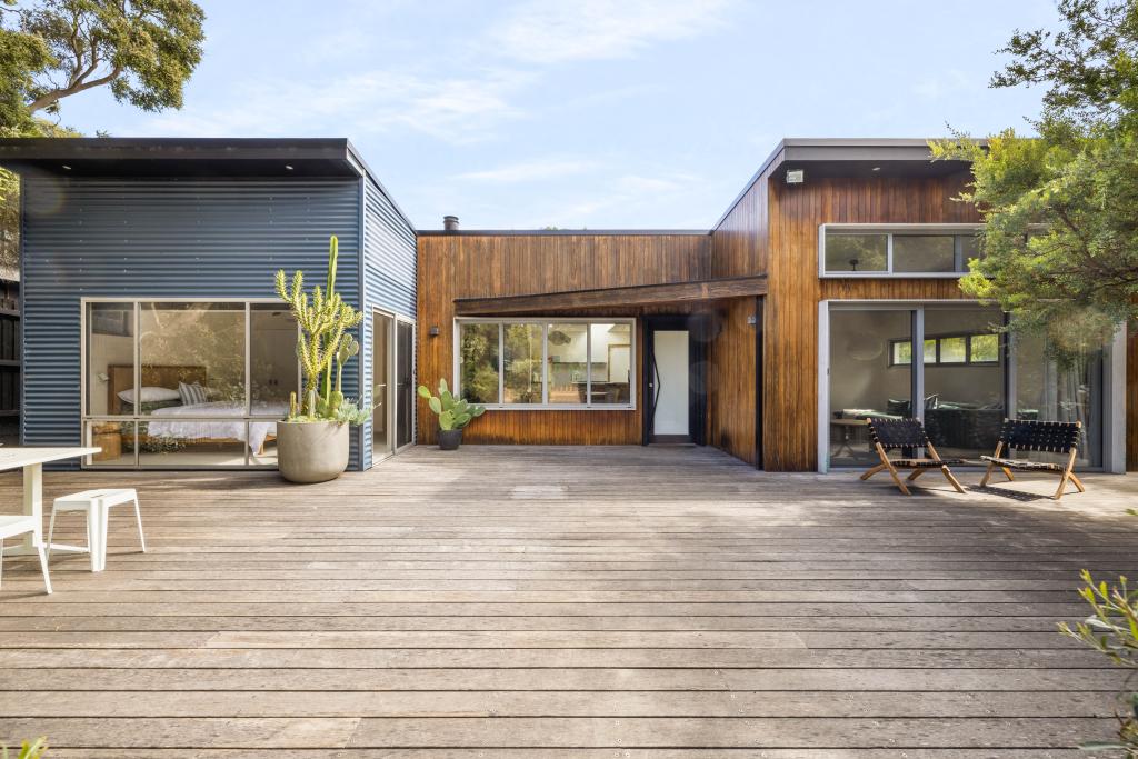 42 Alex Dr, St Andrews Beach, VIC 3941