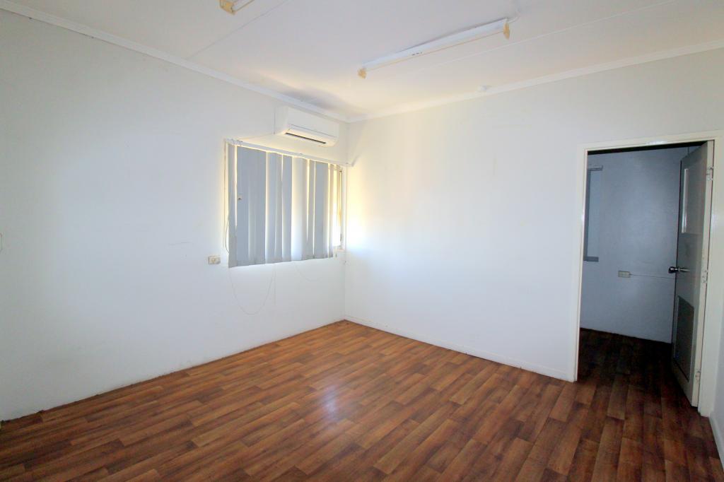 Shop 5/9 Miles St, Mount Isa, QLD 4825