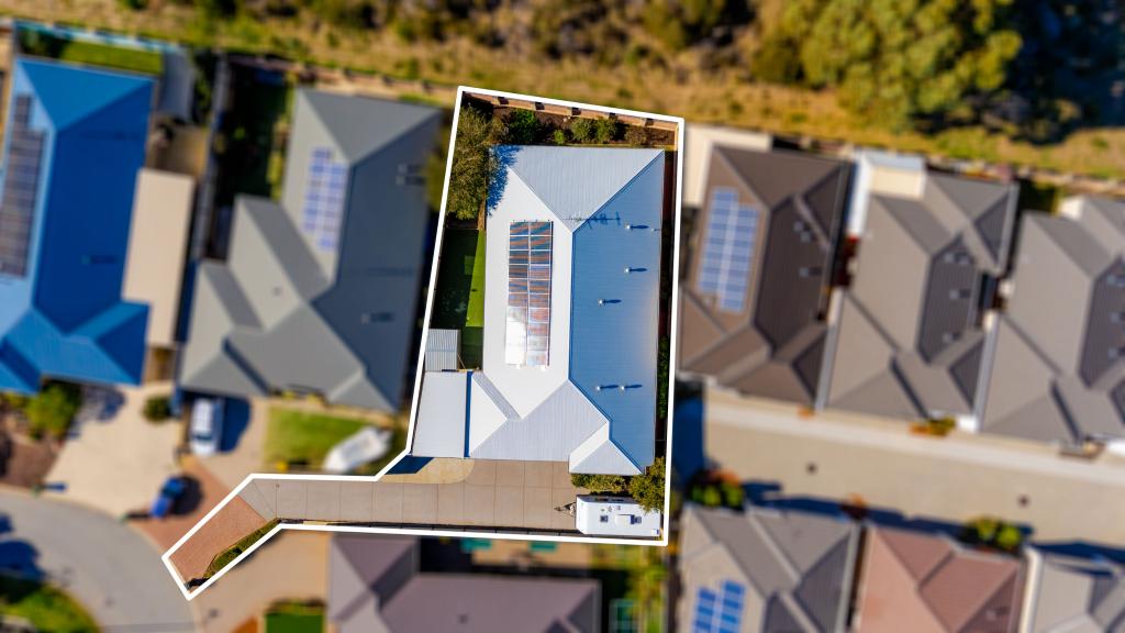 6 Highland Cres, Meadow Springs, WA 6210