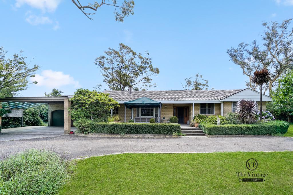 35 Denison St, Hill Top, NSW 2575