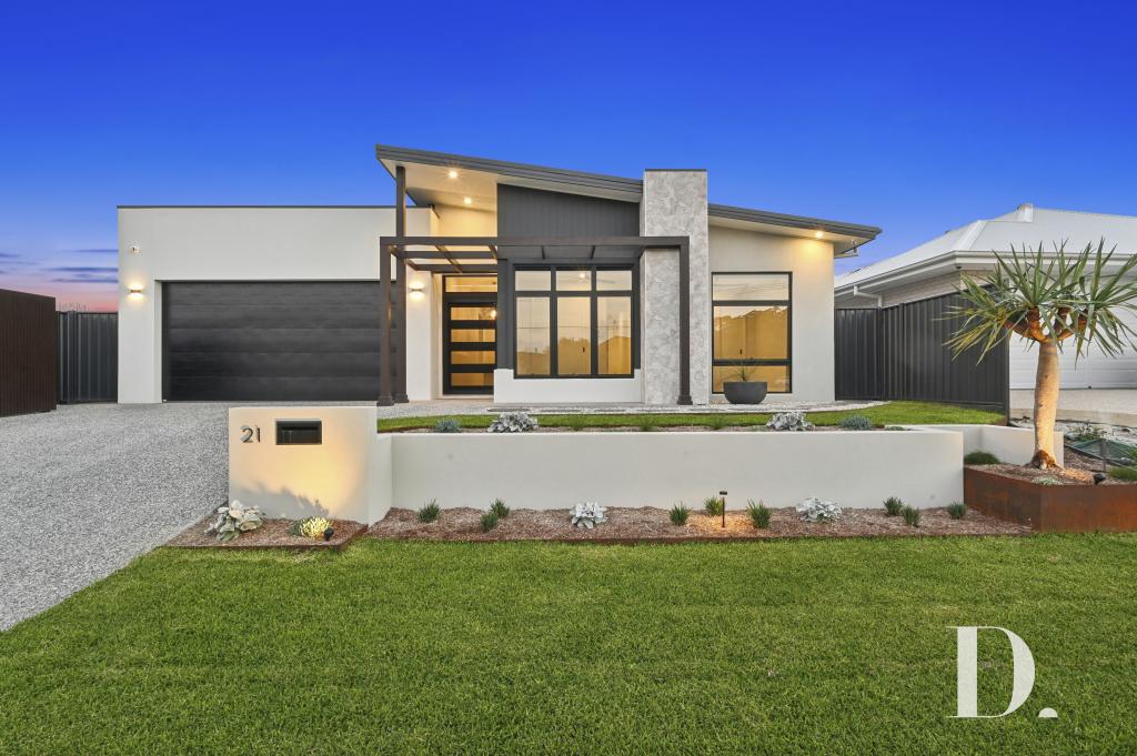 21 Moore St, Woolgoolga, NSW 2456