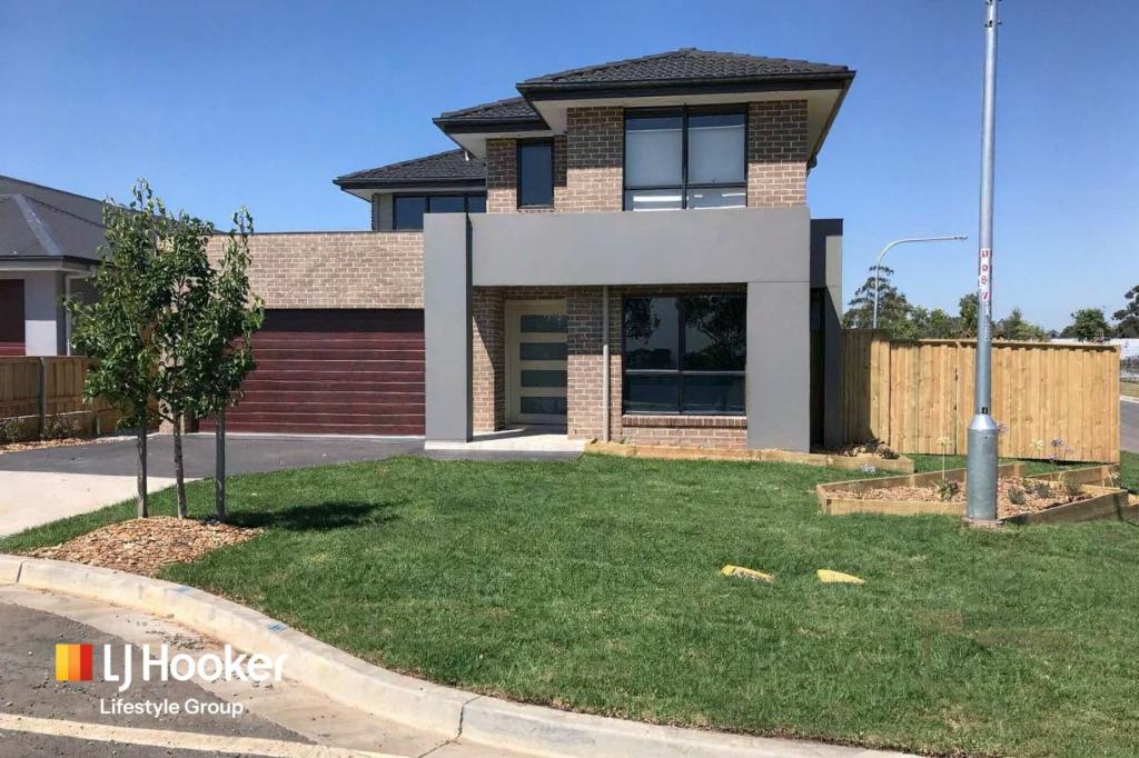 97 ARKLEY AVE, CLAYMORE, NSW 2559