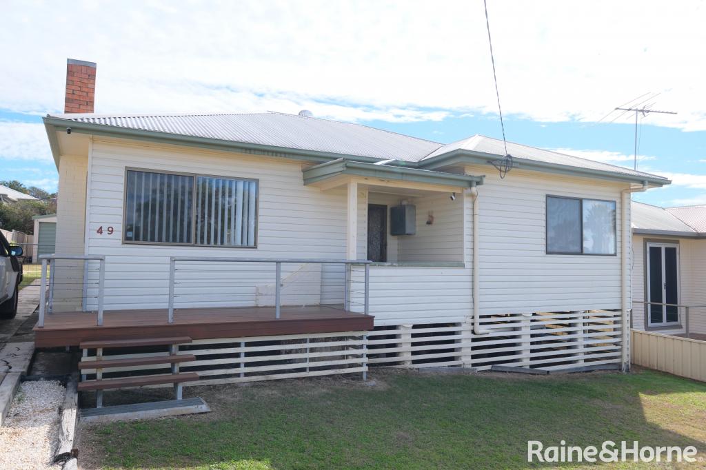 49 Lang St, Inverell, NSW 2360