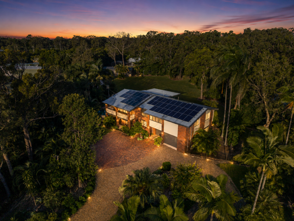 16 Wellington Cres, Wondunna, QLD 4655