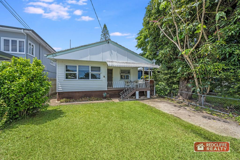 8 Inglis St, Woody Point, QLD 4019