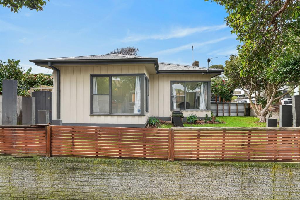 13 Mereweather Ave, Frankston, VIC 3199