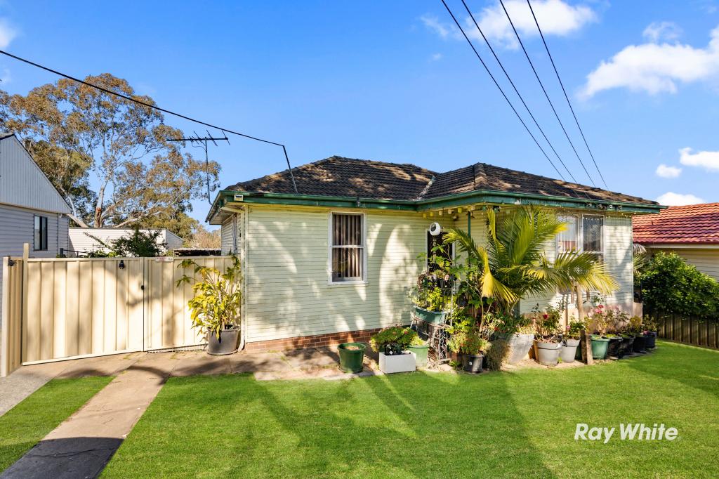 8 Koorabel Rd, Lalor Park, NSW 2147