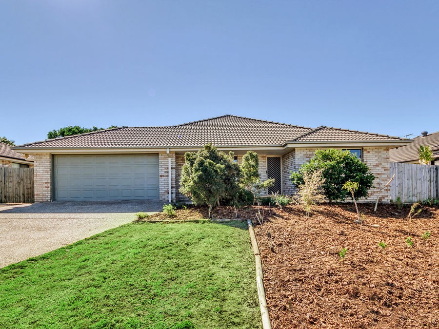 12 Canaipa Ct, Rothwell, QLD 4022