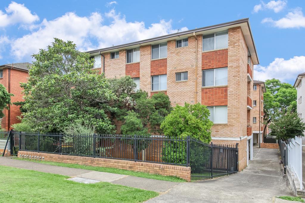 15/2 Forbes St, Warwick Farm, NSW 2170