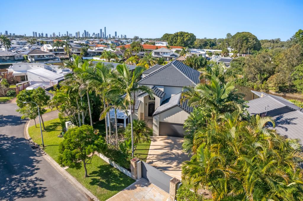 5 Craig Ave, Carrara, QLD 4211