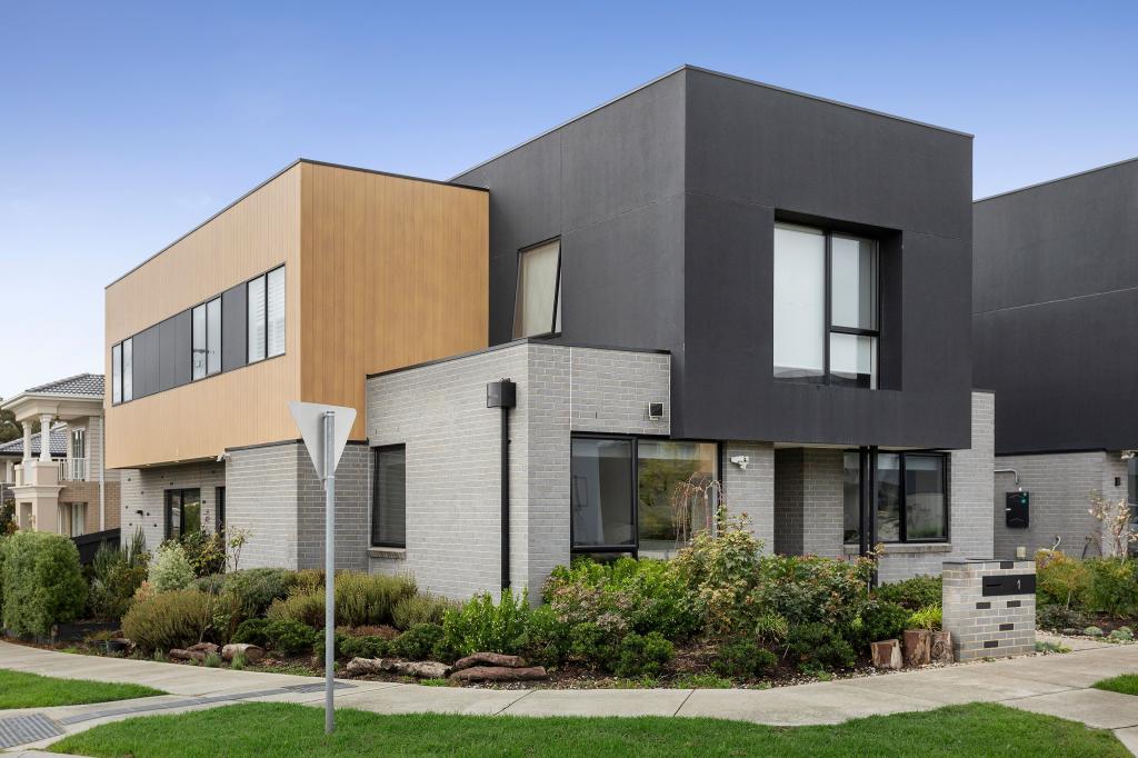 1 Mahogany Ave, Burwood East, VIC 3151