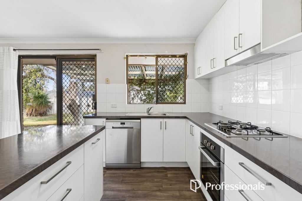 30 Moira Ave, Forrestfield, WA 6058