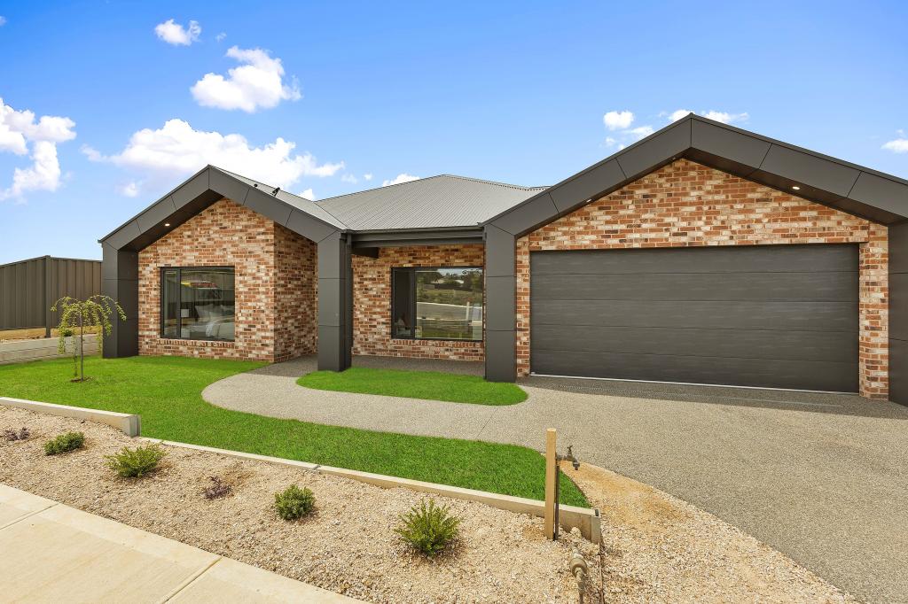 21 Arnold Rd, Bacchus Marsh, VIC 3340