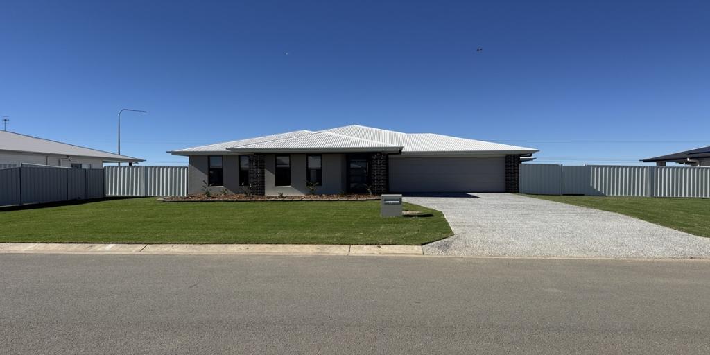 23 Mataranka Cct, Nikenbah, QLD 4655