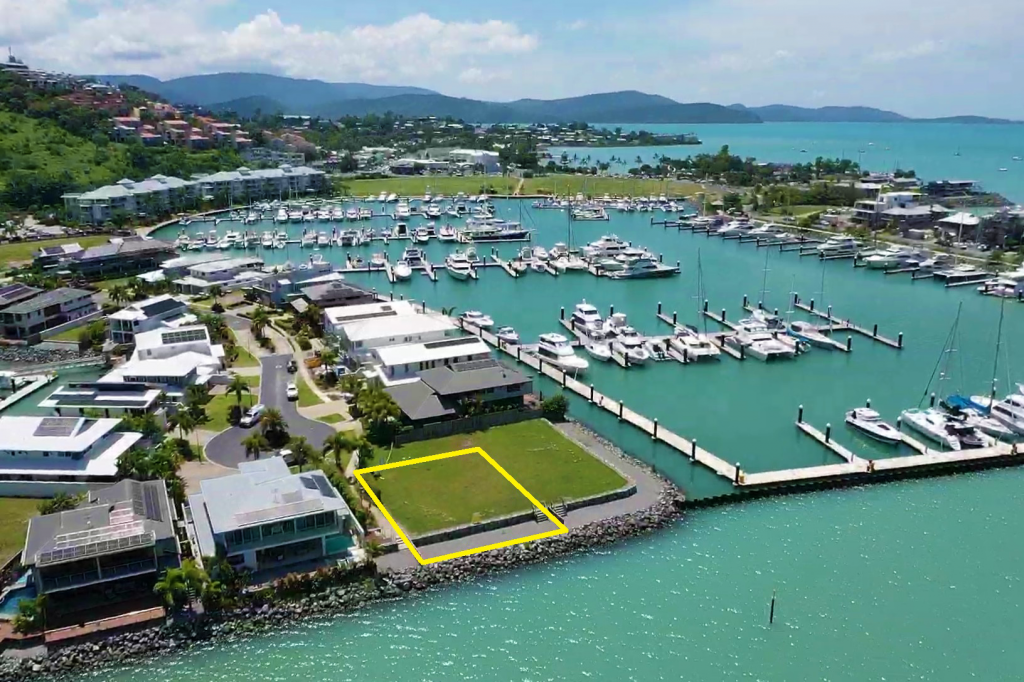 12 THE COVE, AIRLIE BEACH, QLD 4802