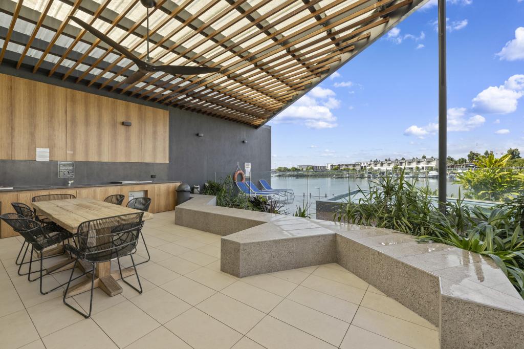 110 NORTH QUAY CCT, HOPE ISLAND, QLD 4212