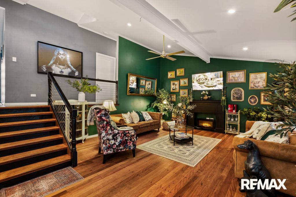19 Spring Myrtle Ave, Nambour, QLD 4560
