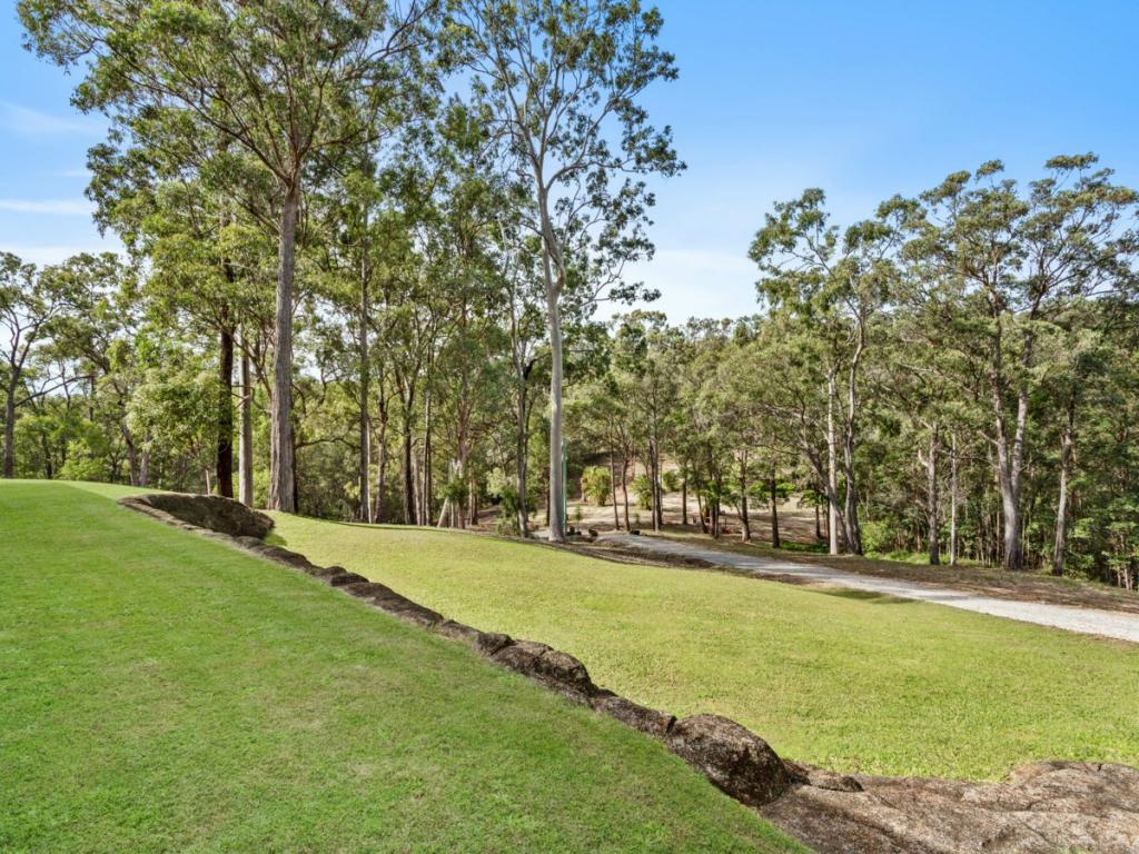 91 Tourmaline Ct, Bonogin, QLD 4213