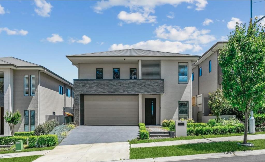 7 BREWERTON CL, GLEDSWOOD HILLS, NSW 2557