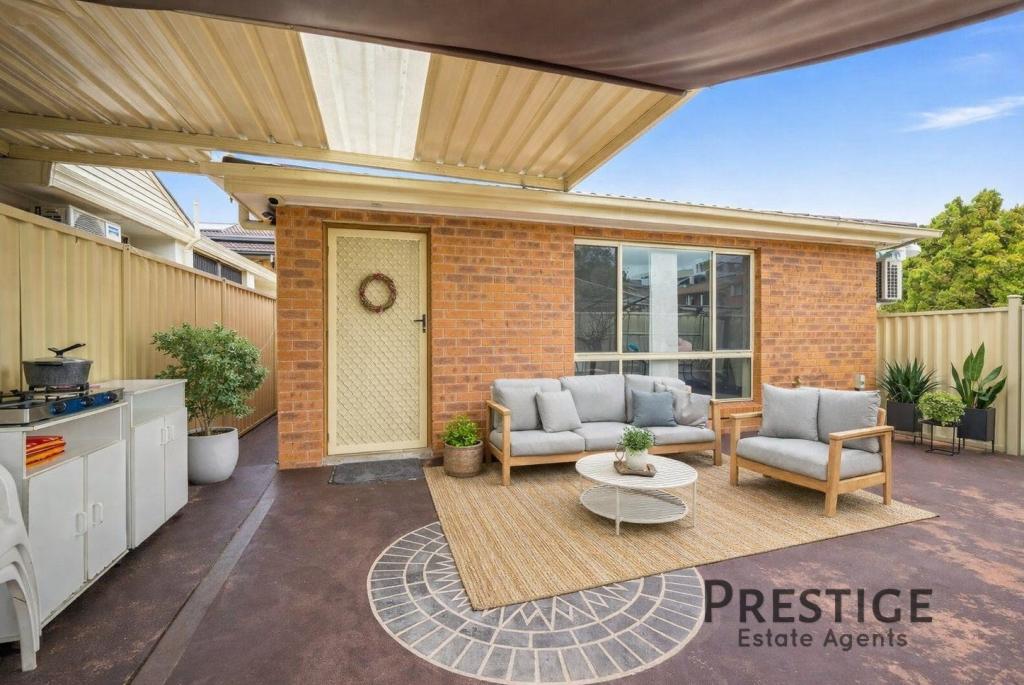 6a Fuchsia Pl, Bossley Park, NSW 2176