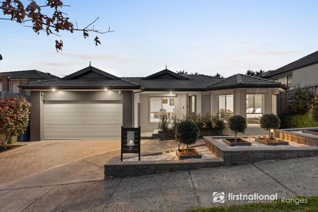 7 Montbrae Cct, Narre Warren North, VIC 3804