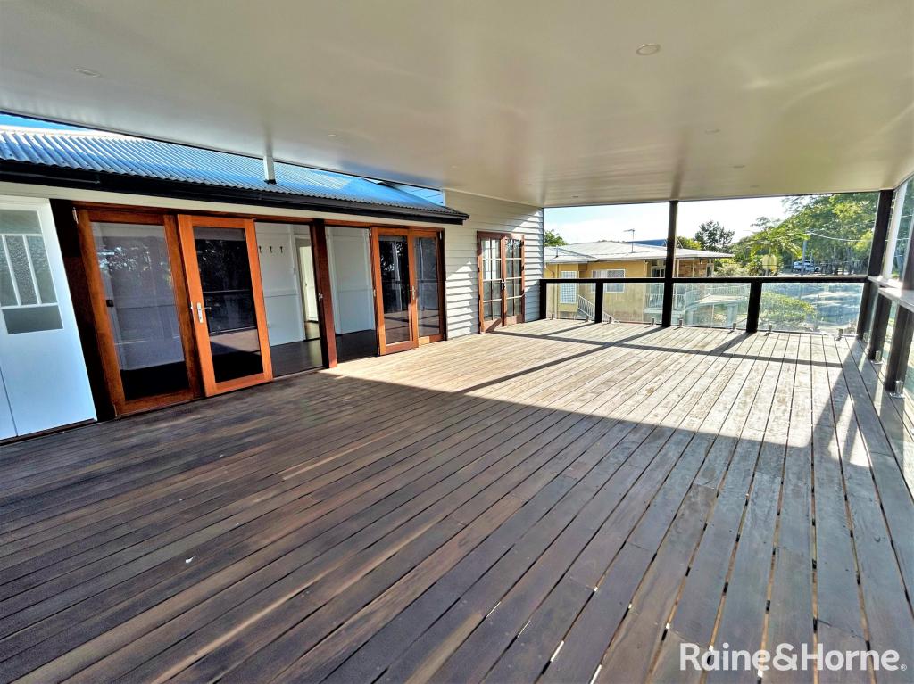 1/534 (Upstairs) Esplanade, Urangan, QLD 4655