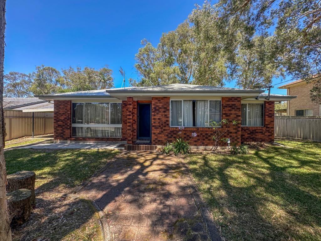 21 CAMBRIDGE AVE, LEMON TREE PASSAGE, NSW 2319