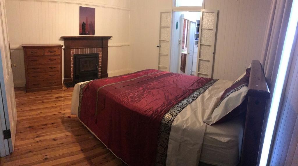 116 WATER ST, SOUTH TOOWOOMBA, QLD 4350