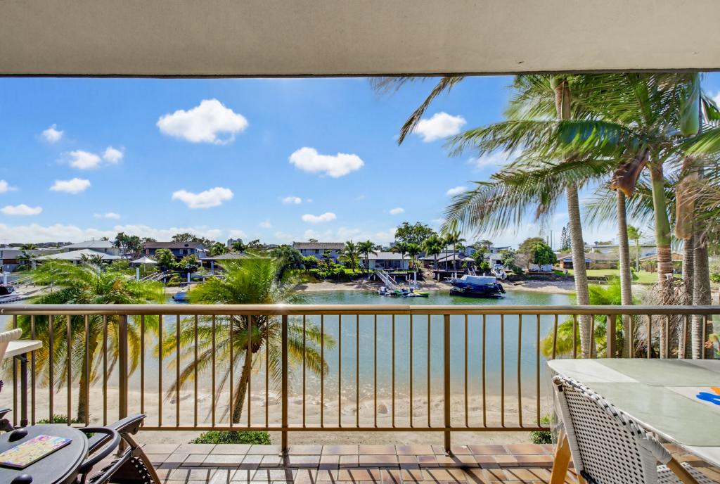 4/20 Pangarinda Pl, Mooloolaba, QLD 4557