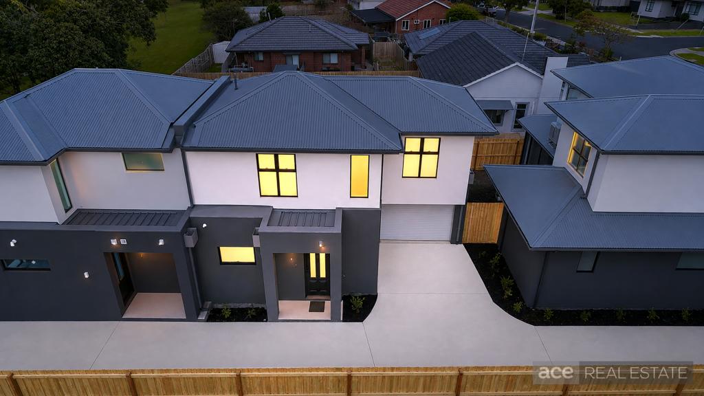 2/30 Charlesworth St, Laverton, VIC 3028