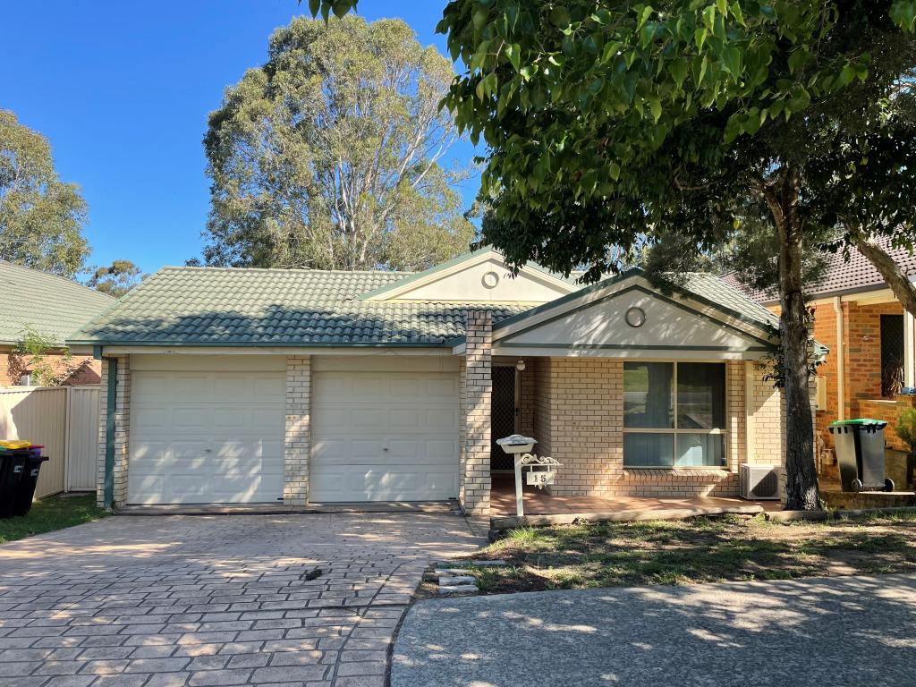 15 Barrington Ct, Holsworthy, NSW 2173