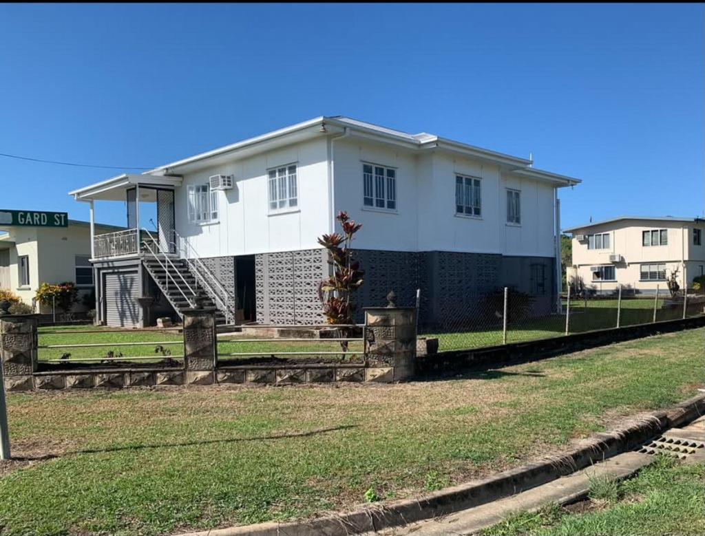 3 Griffith St, Ingham, QLD 4850
