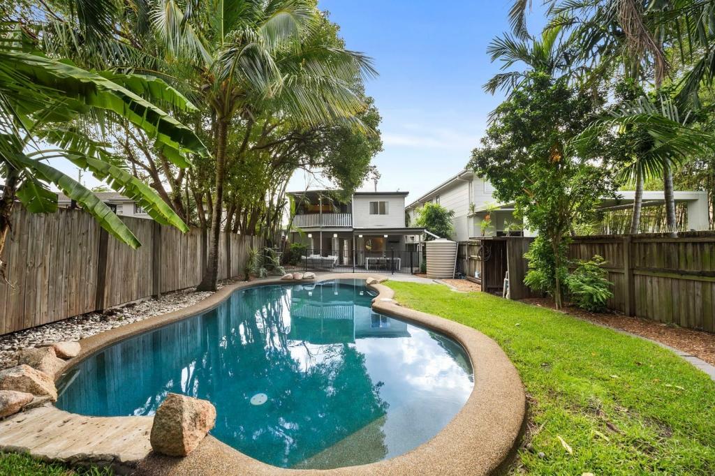 345 Hawthorne Rd, Hawthorne, QLD 4171