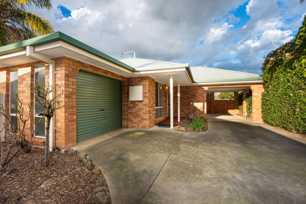2/356 Eden St, Lavington, NSW 2641