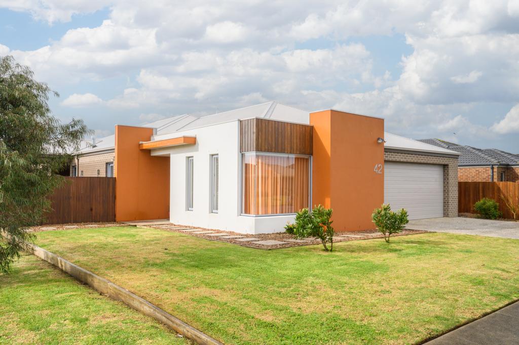 42 BOSTON DR, WARRNAMBOOL, VIC 3280