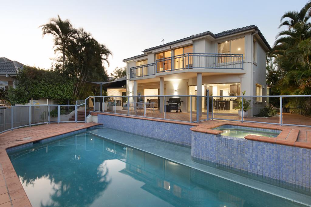 3 Montego Ct, Mermaid Waters, QLD 4218