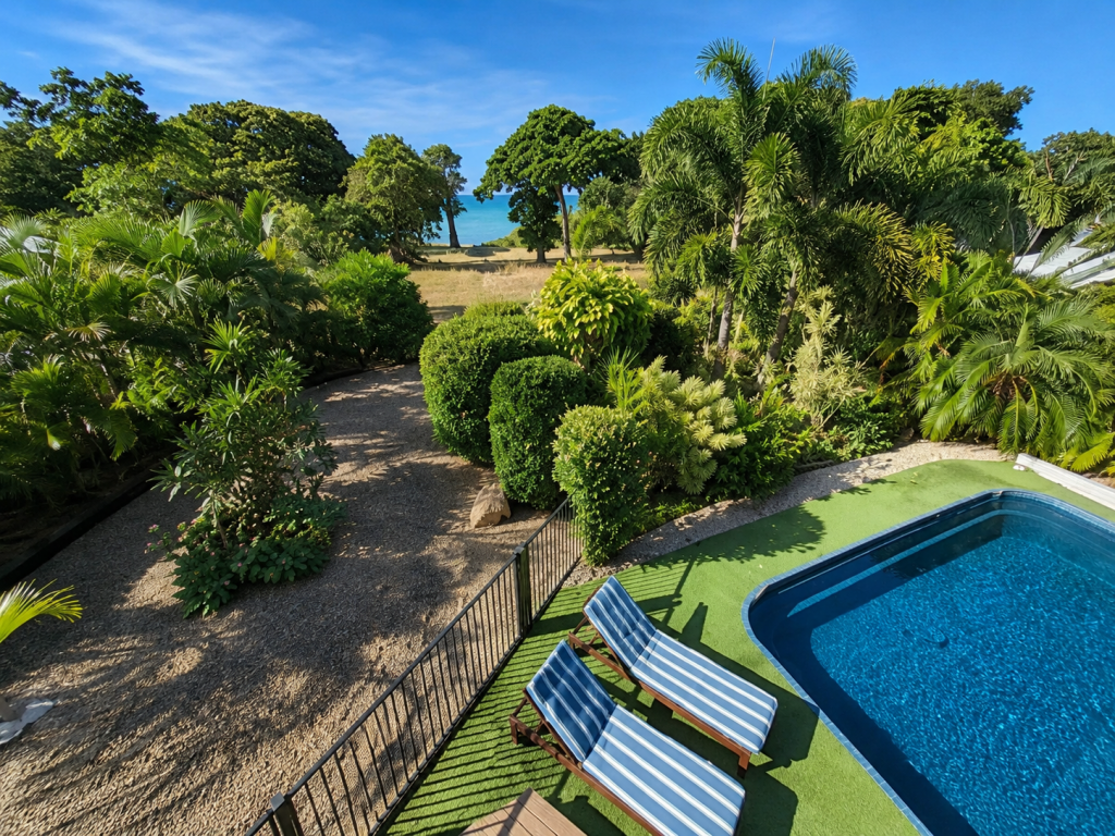 104 Gloucester Ave, Hideaway Bay, QLD 4800