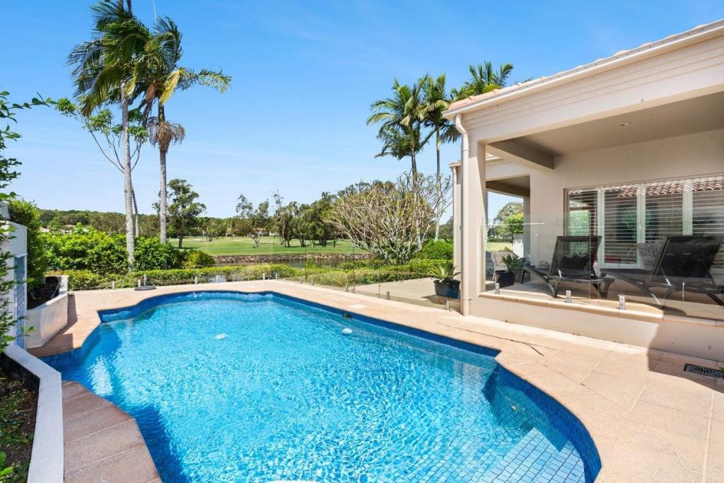 221/61 Noosa Springs Dr, Noosa Heads, QLD 4567