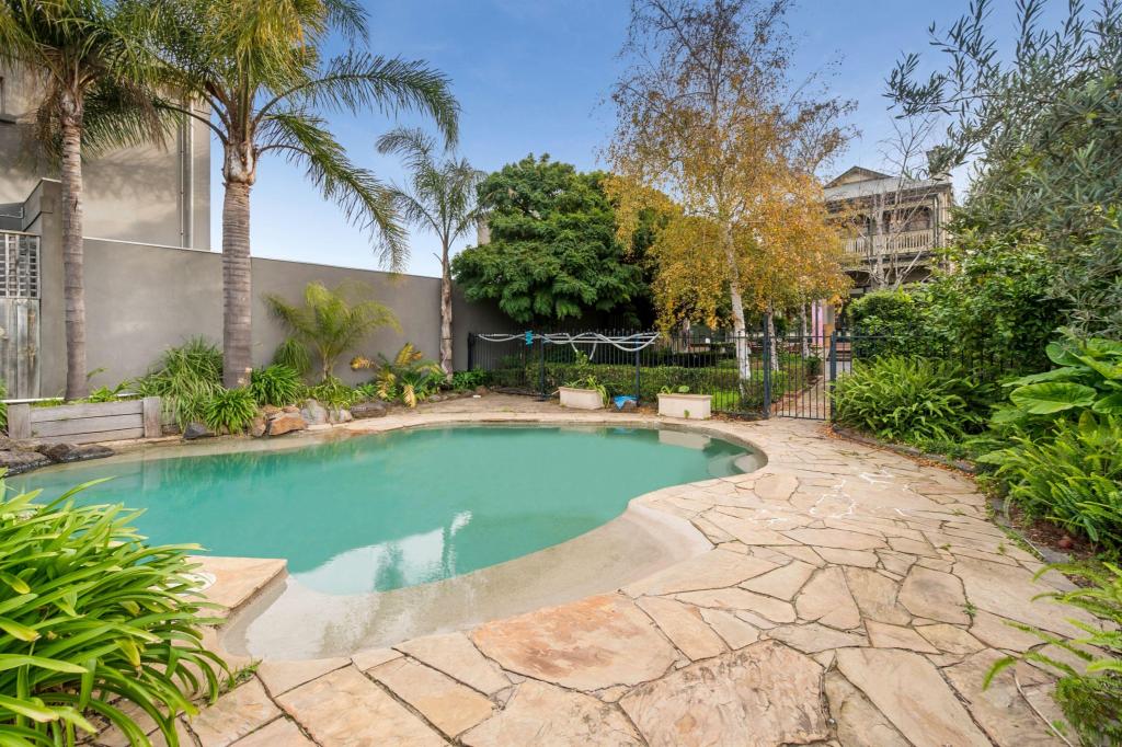 33 Robinson Rd, Hawthorn, VIC 3122