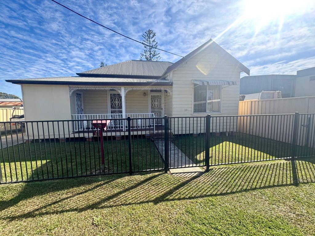 33 High St, Taree, NSW 2430
